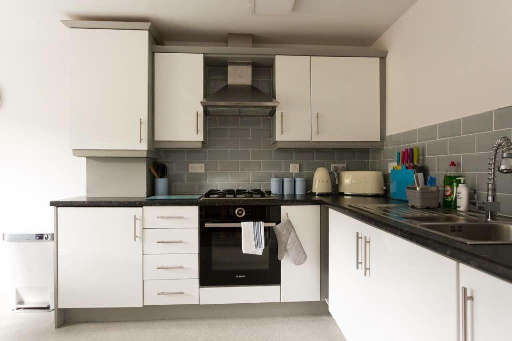 The Beeches 3 - Serviced Apartment Sheffield Exterior foto
